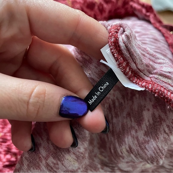 PAIGE Doris V-Neck Red Papaya Multi Gold Long Sleeve Button Down Blouse NWT Sz L - Picture 11 of 12